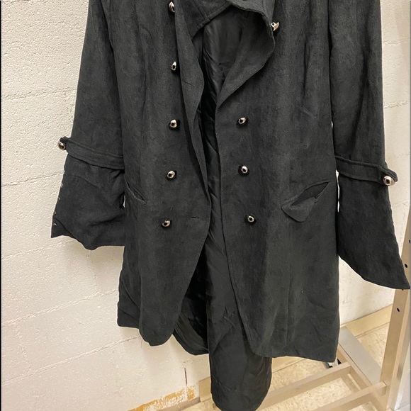 High Low Jacket - Picture 2 of 5